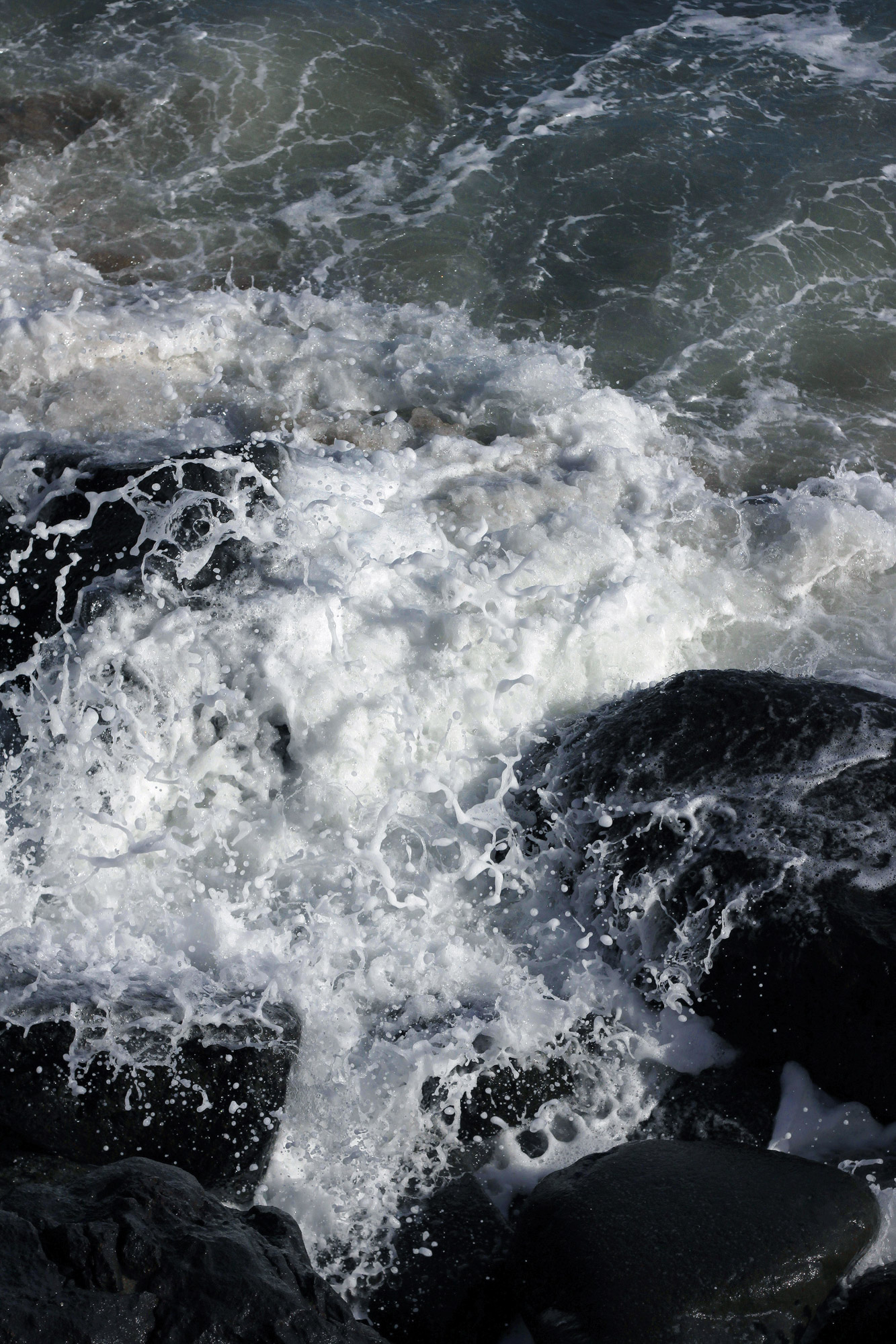 Rocks Wave Breaking